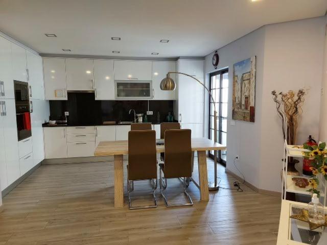 Girassol - Bright, Modern, Well Located Apartment Olhao Bagian luar foto