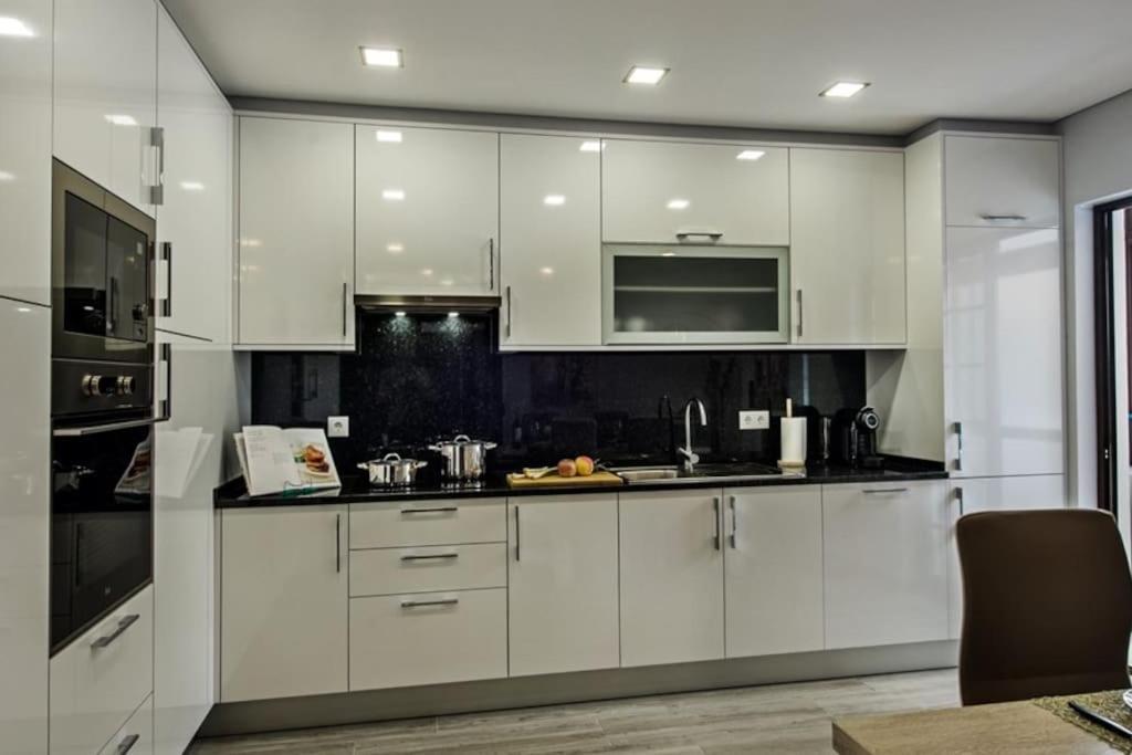 Girassol - Bright, Modern, Well Located Apartment Olhao Bagian luar foto