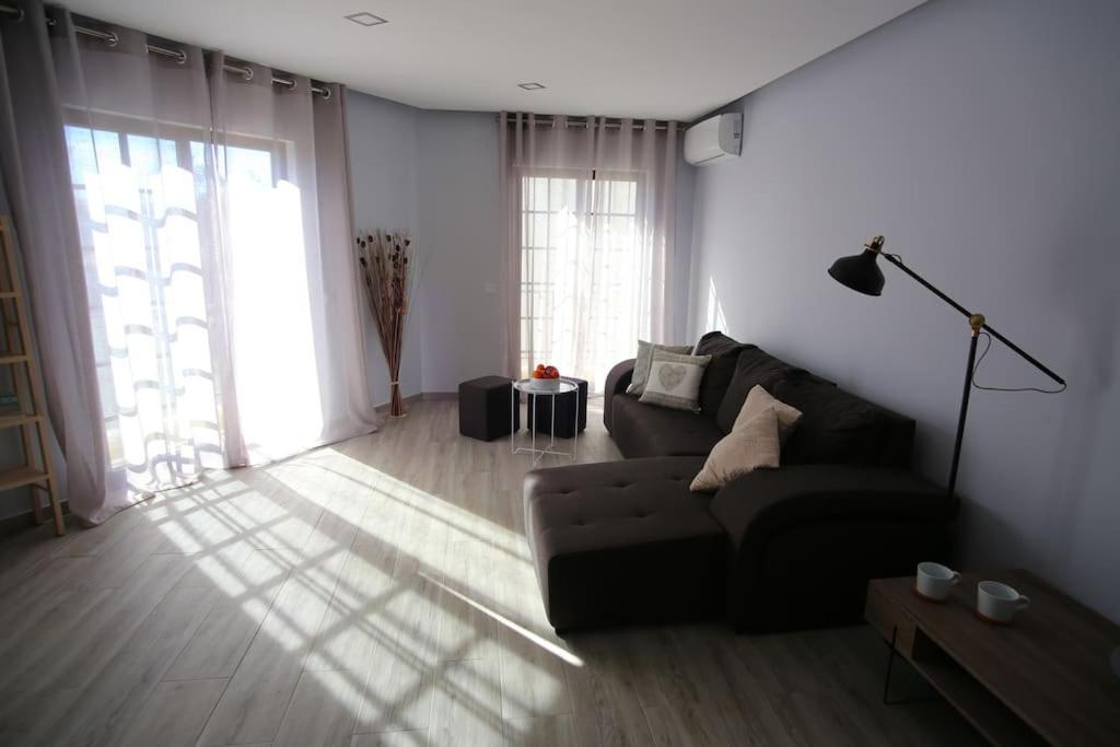 Girassol - Bright, Modern, Well Located Apartment Olhao Bagian luar foto